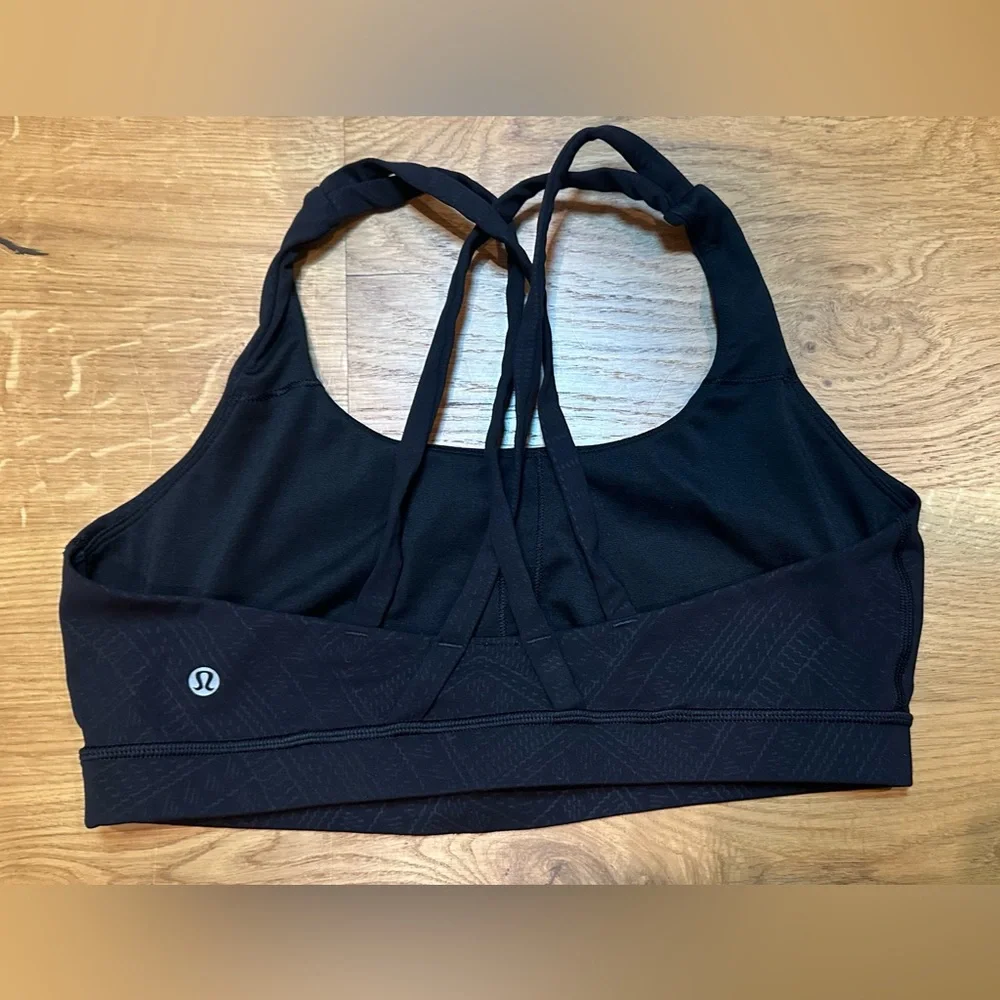 🩵 Lululemon Energy Bra Adorned Emboss Energy Bra 🩵